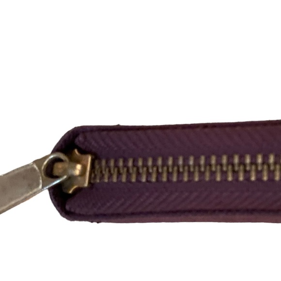 Hershel Wallet full zip closure - Picture 3 of 6